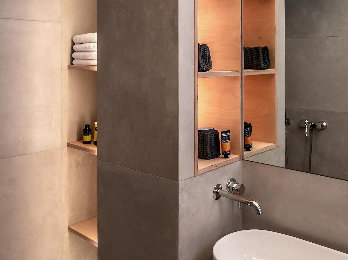 Peripatos Apartment เอเธนส์ ภายนอก รูปภาพ